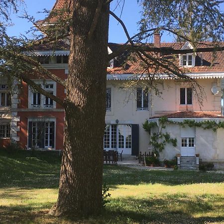 Manoir De L'Epine Bed & Breakfast Saint-Séverin Exterior photo