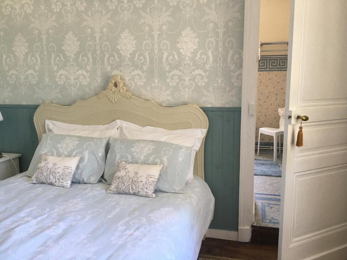 Manoir De L'Epine Bed & Breakfast Saint-Séverin Exterior photo