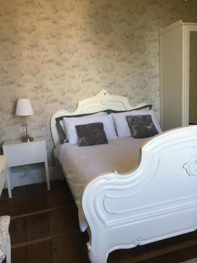 Manoir De L'Epine Bed & Breakfast Saint-Séverin Exterior photo