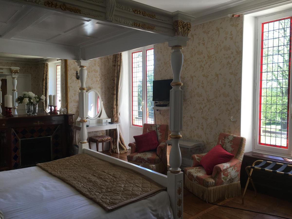 Manoir De L'Epine Bed & Breakfast Saint-Séverin Exterior photo
